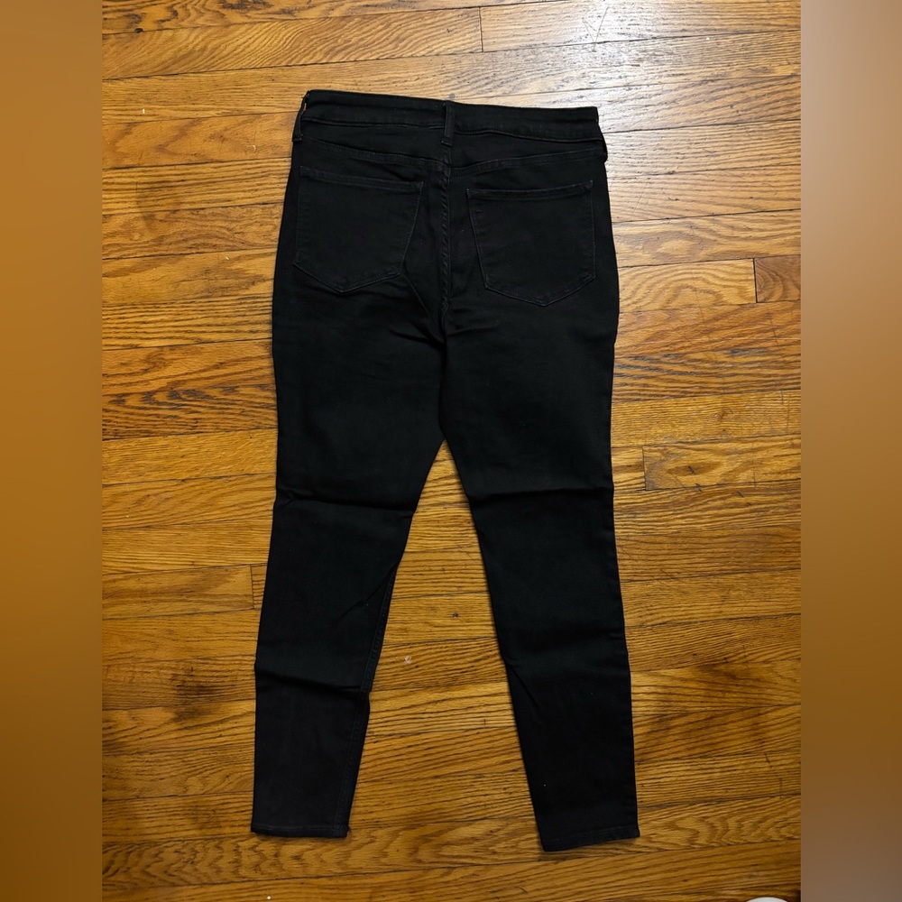 SOLD ❌ Old Navy High-Waisted Rockstar Super-Skinny Jeans - Picture 3 of 4